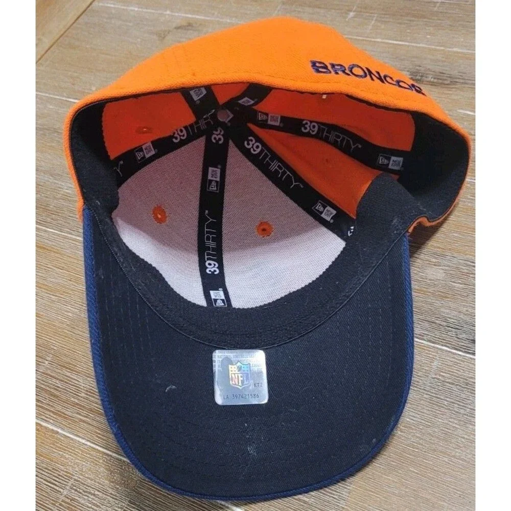 Denver Broncos NFL Hat Cap FlexFit New Era Orange 39Thirty Child Youth Logo Back